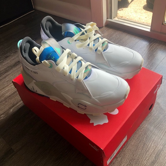 PUMA RS-XL Playlist "Mixtape Evolution" Roc Nation Sneakers - Picture 1 of 9
